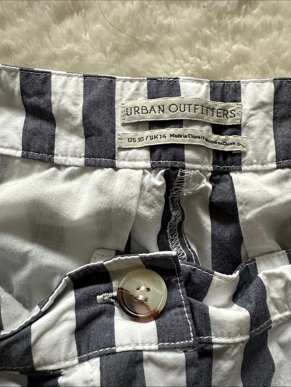 Urban Outfitters Cotton Pleated Pants Size 10 - Picture 3 of 5